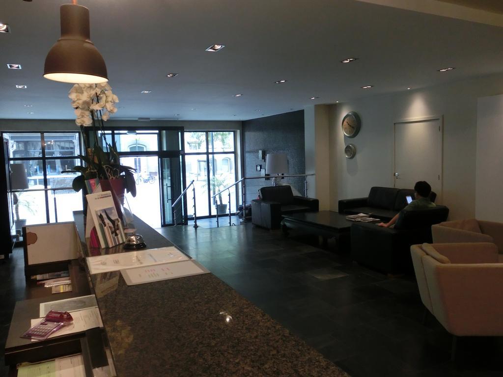 Hotel Aviation Saint-Gilles Exterior foto